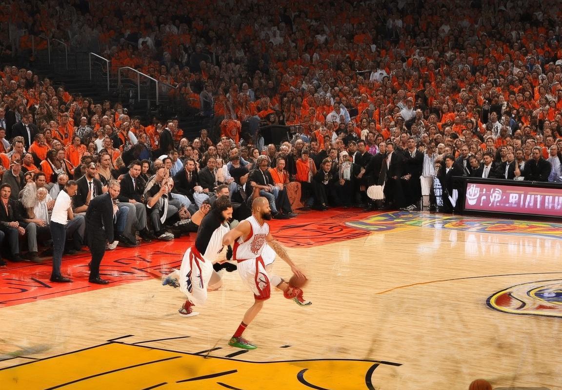 NBA新赛季首战：火箭勇士丰田中心巅峰对决精彩回顾(图3)